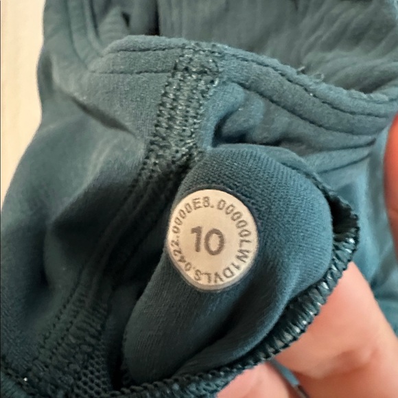 Lululemon Align Tank *Ribbed - Picture 4 of 4